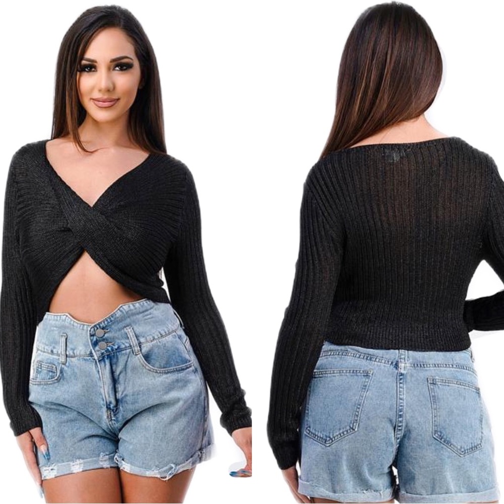 Attraction Top - Black